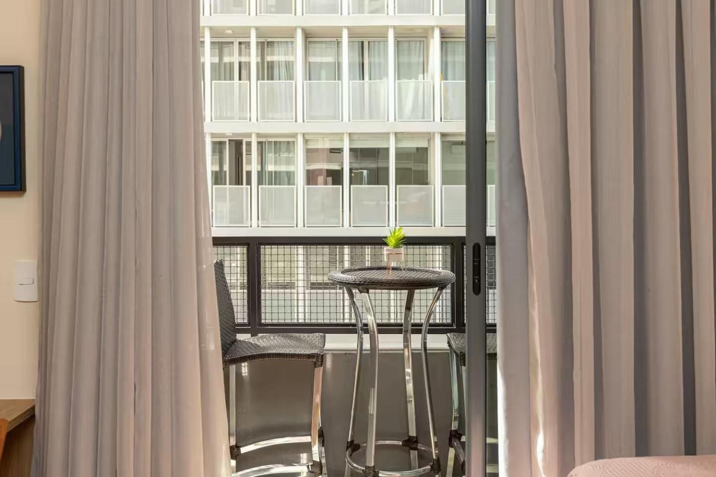 Apartment Oy - Frei Caneca *